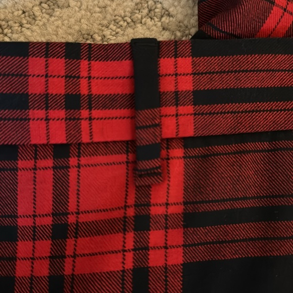 Women’s GAP Tailored Crop holiday pants - size 2P - Picture 5 of 5